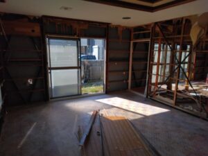 内装解体 スケルトン工事 原状回復 福岡 九州 費用